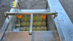 Limpadora e descascadora de frutas vegetais frescos tub�rculos com rolo de escovas abrasivo
