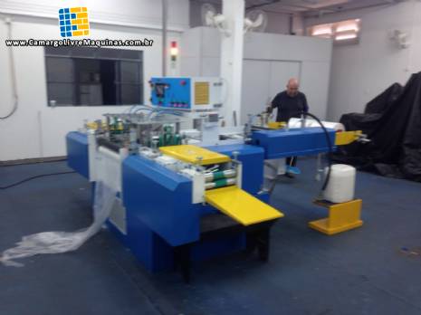 M�quina autom�tica para fabrica��o de luva