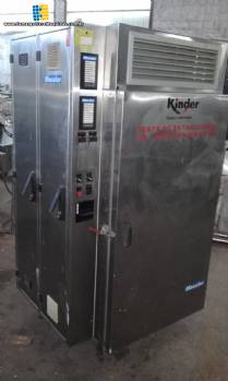 C�mara / Estufa clim�tica em a�o inox para testes Mecalor