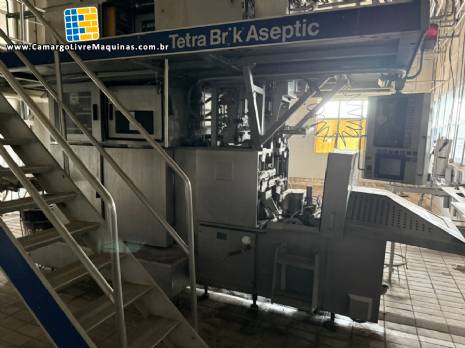 Envasadora ass�ptica Tetra Pak TBA 8 para embalagens cartonadas Tetra Brik