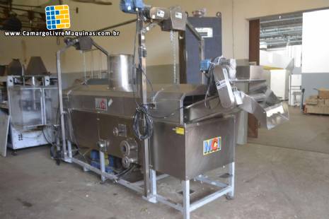Fritador fritadeira cont�nua em inox 300 kg / hora MCI