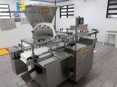 Recheadora e cortadora de p�es de alho PANITEC