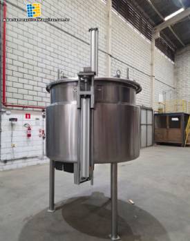 Reator tanque misturador agitador encamisado em inox 1.800 litros KROMA