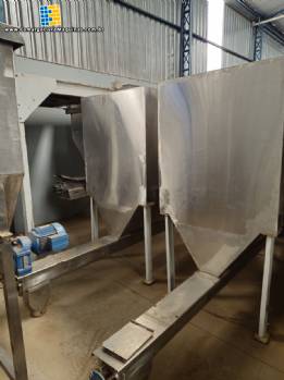 Silo de armazenamento ensacadeira em inox com rosca transportadora sada 3000 litros