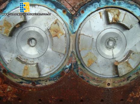 Extrusora para fabrica��o de sab�o