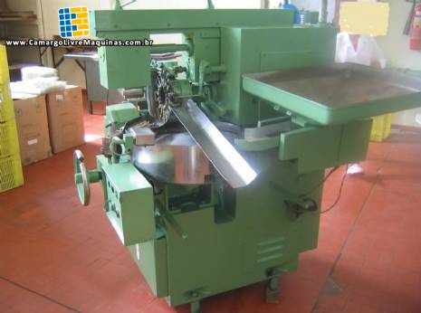 Embaladora para doces Nagema