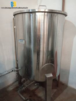 Tanque de armazenamento em inox 1.000 litros Zegla