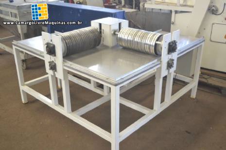 Mesa para corte de doces s�lidos