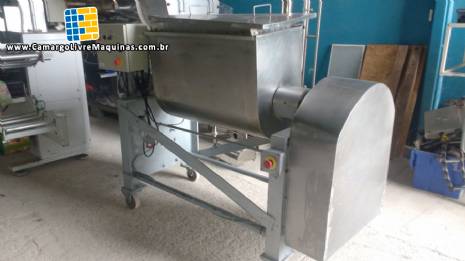 Misturador masseira sigma em ao inox basculante  150 litros