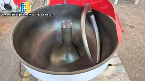 Amassadeira masseira gancho 100 litros em a�o carbono