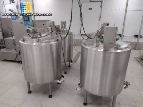 Tinas de matura��o para sorvetes Polos