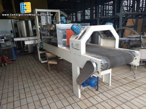 Enfardadeira autom�tica de garrafas Rodighero