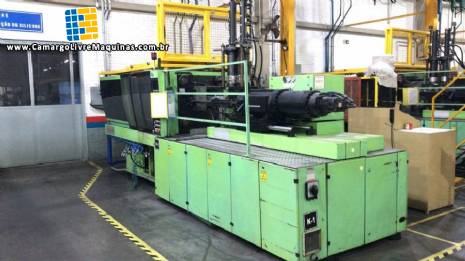 Injetora para borracha de silicone slido ENGEL 200 toneladas