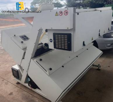 Selecionadora eletr�nica de gr�os B�hler SANMAK