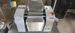 Tri cilindro refinador de rolos equipamento laboratrio de bancada Exakt