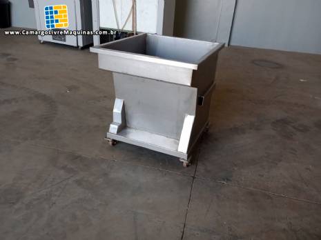 Elevador tombador virador de produto com carrinho em aço inox Elevador tombador virador de produto com carrinho em aço inox