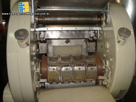 Fabricadora de pastelzinho aperitivo Fabricadora de pastelzinho aperitivo